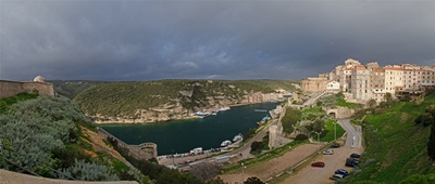 panorama19_kilatas_a_szallobol_Bonifacio_small