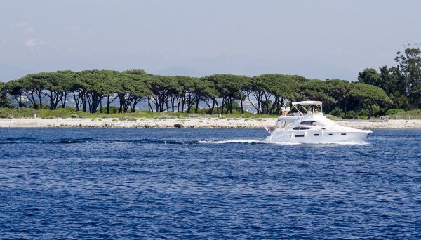 hajo_a_Sainte_Marguerite_elott_small