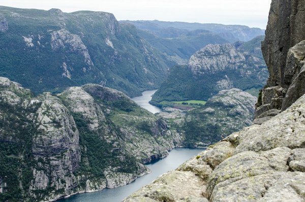 latkep_a_Predikaloszek_fele_haladva2_small