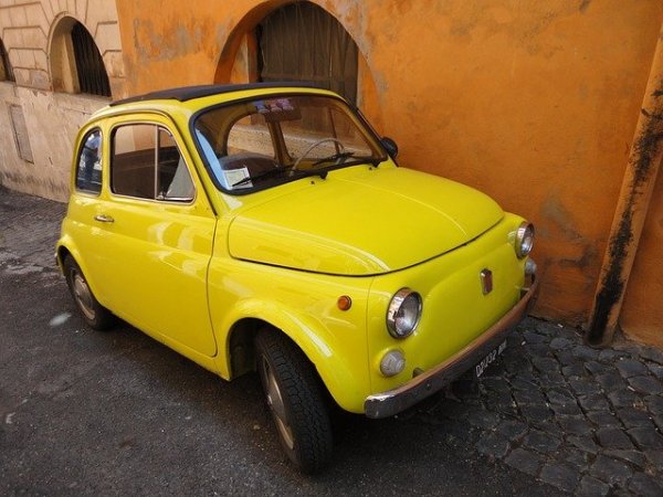 fiat-500-867413_640