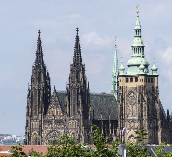 002_a_katedrális_madártávlatból_small másolat