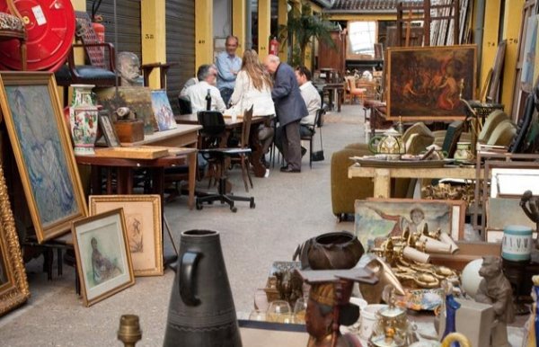 Marche-aux-puces-de-Saint-Ouen-630x405-C-OTCP-Amelie-Dupont-I-177-06