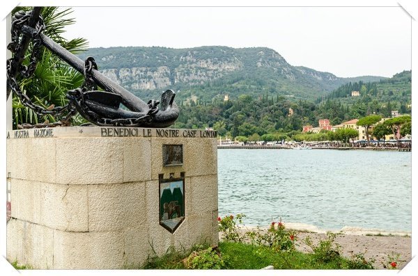 039_Garda_tengerszemlekmu_small_kicsik