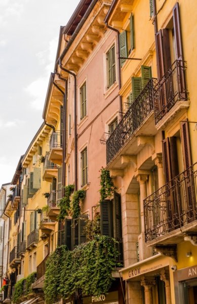 008_tipusos_olasz_verona2_kicsik