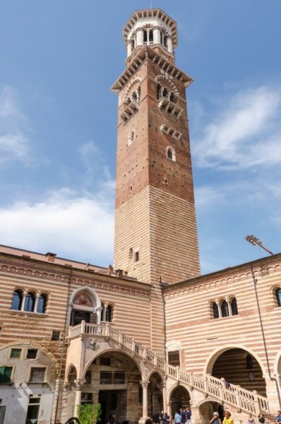 015_torony_Verona_kicsik