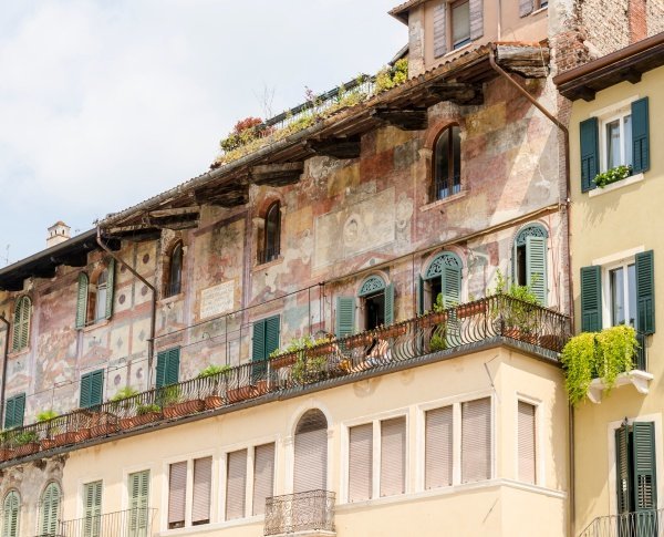 022_egy_darabka_mult_a_jelenben_kicsik