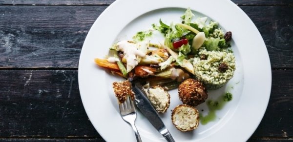 restlos-glu%cc%88cklich-food-2-web-slider-goedke