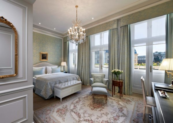 6Top-Deluxe-Double-Room-II