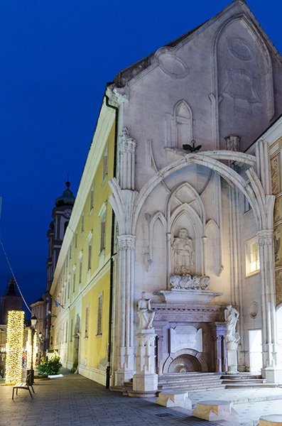 fehervar2