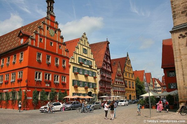 14585389842_59a5e16fe8_z