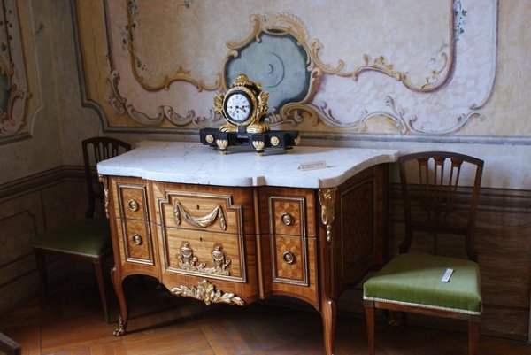 16847796032_10b5333ee8_z