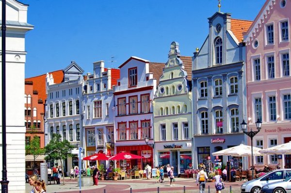 21412202331_cce53e05dd_z