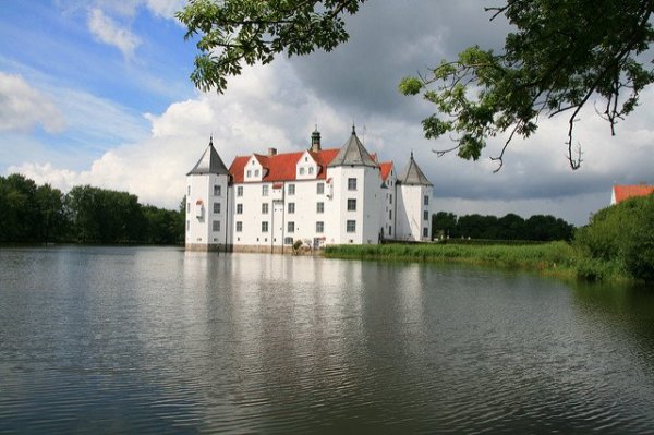 2649649553_0e709391bf_z