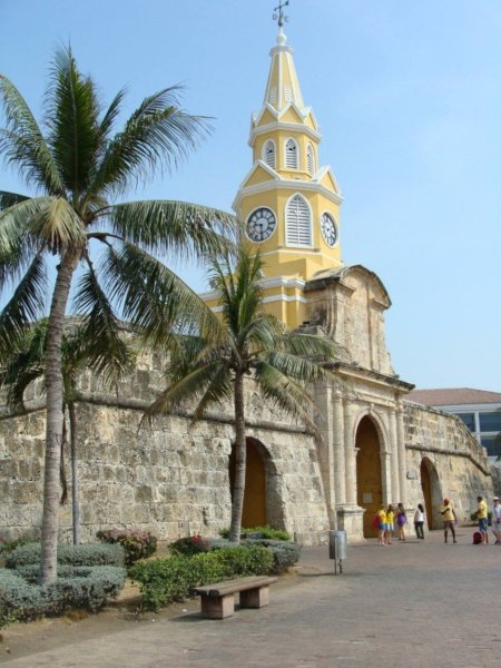 19723918_2022835051281899_23048605_o_kicsik